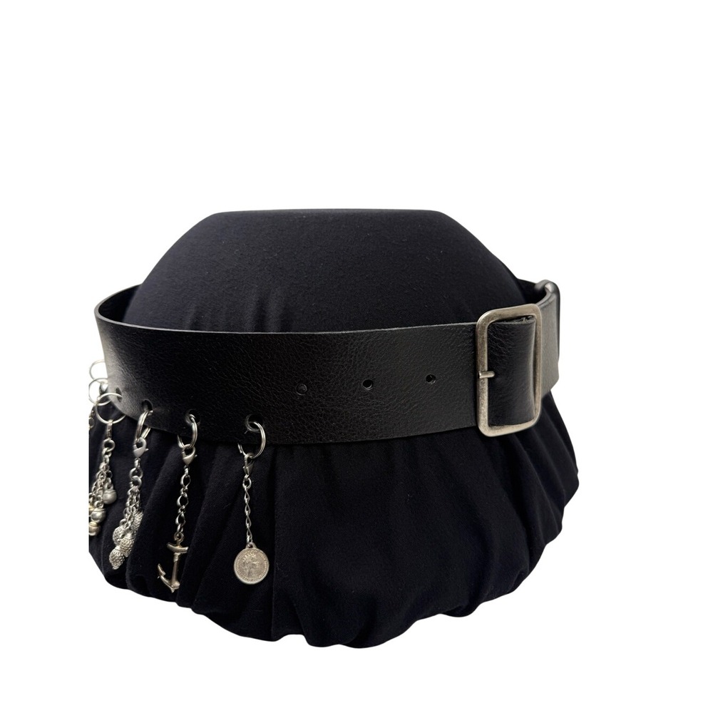 Jean Paul Gaultier | Black Leather Figural Charm Statement Belt | EU 48 - Picture 6 of 16